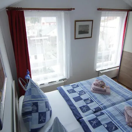 Strandnahe Mit Garten