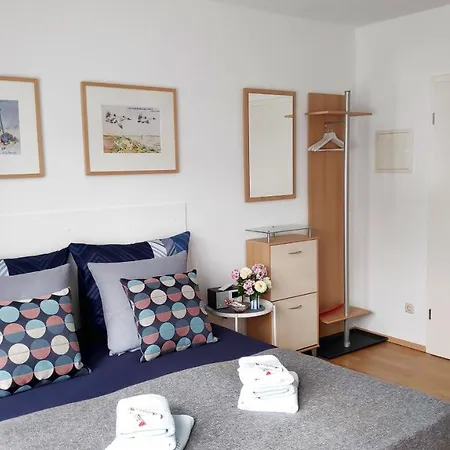 Strandnahe Mit Garten شقة *