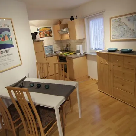 Strandnahe Mit Garten