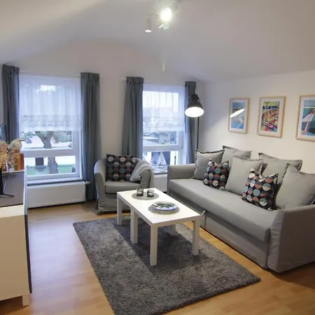 Strandnahe Mit Garten شقة *