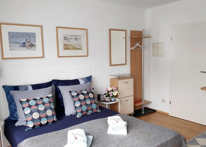 Strandnahe Mit Garten Appartement *